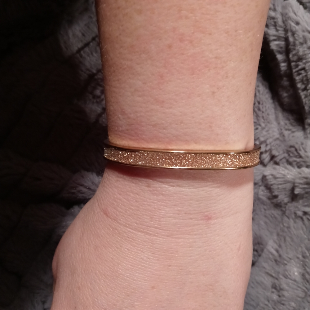 Guess Bracelet - Picture 7 of 7